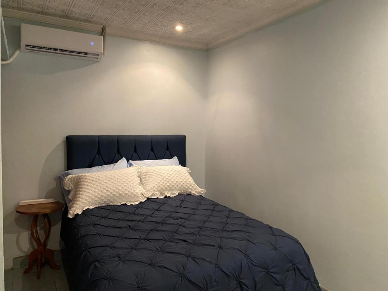 Alexander B&B Αλαχουέλα Εξωτερικό φωτογραφία